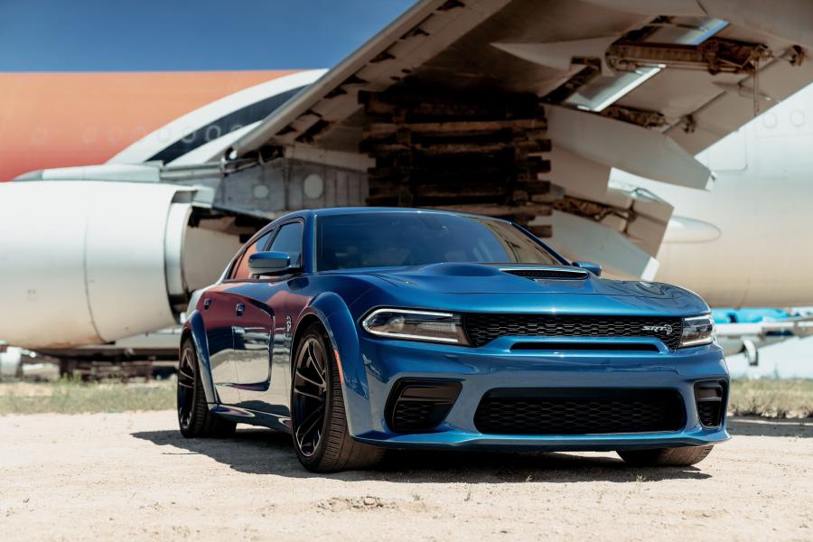  Dodge Charger SRT Hellcat Widebody 2019 года  (фото 1 из 93)